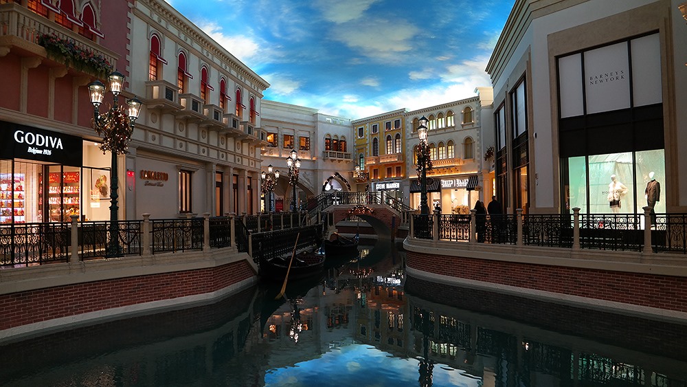 Las-Vegas-Hotel-Venetian-Grand-Canal-Shoppes-Gondel
