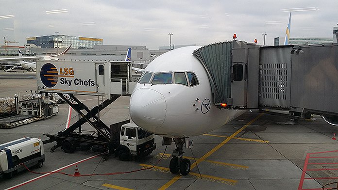 Langstreckenflug-Langeweile-Lufthansa-Einstieg