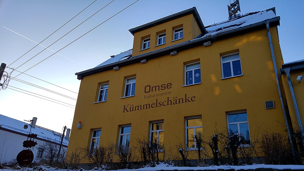 Kuemmelschaenke-Dresden-Winter-Schnee-Fassade