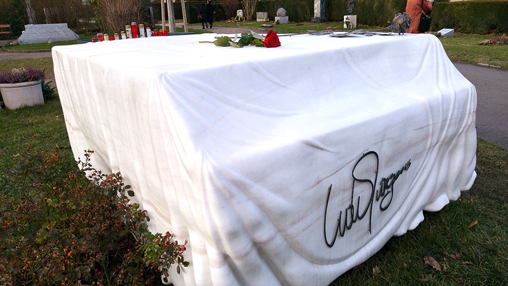 Zentralfriedhof Wien Udo Juergens Grab 4