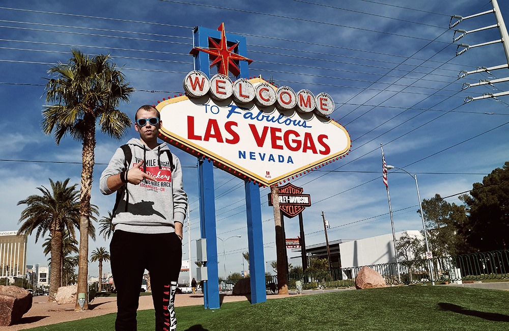 Las-Vegas-Sign-Martin