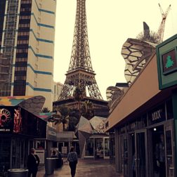Las-Vegas-Spaziergang-Eiffelturm-252x252