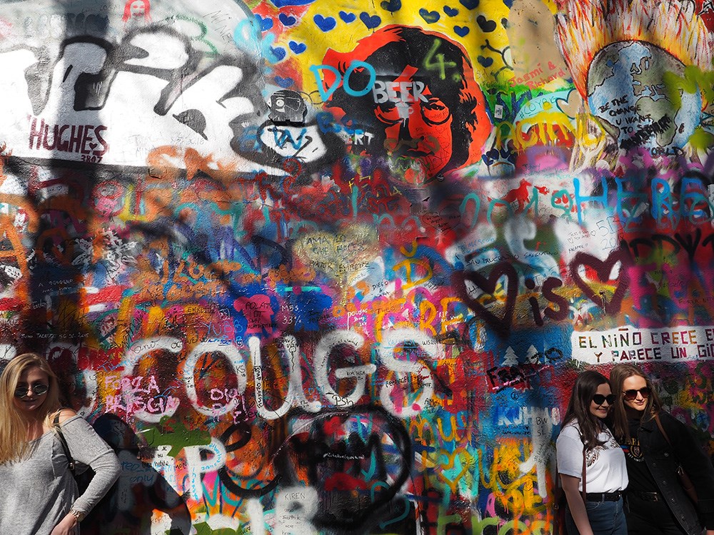 John Lennon Wall Mauer Prag 2