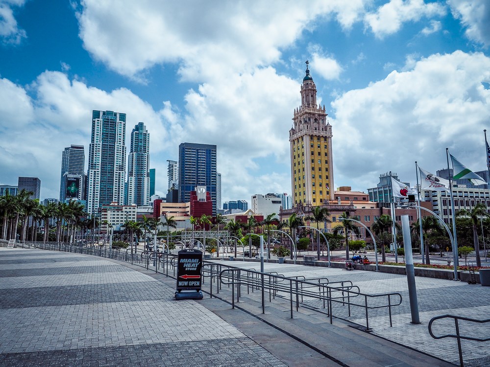 Downtown-Miami-Wolkenkratzer-Skyscraper-25